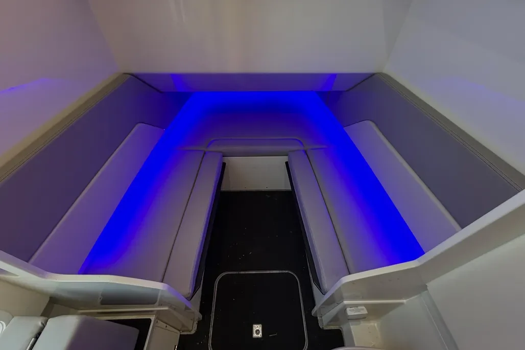 2022 Scout 330 LXF — Cabin lounge